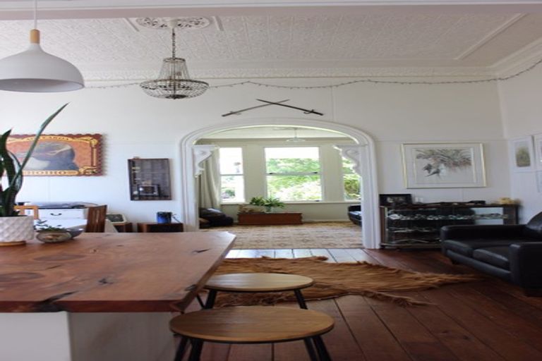 Photo of property in 144 Queen Street, Westport, 7825