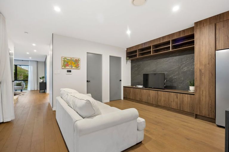 Photo of property in 55 Godfrey Drive, Orewa, 0931