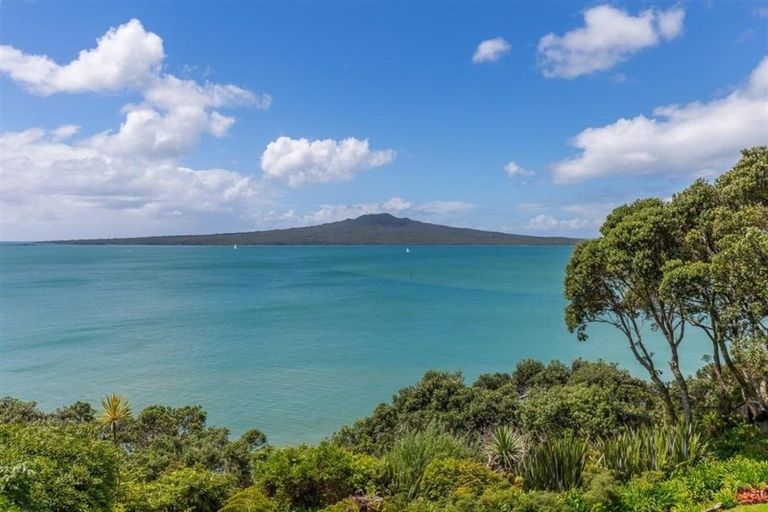 Photo of property in 26 Hamana Street, Narrow Neck, Auckland, 0622