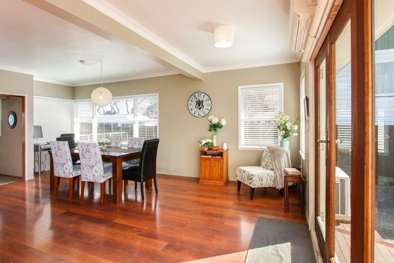 Photo of property in 4 Morgan Avenue, Marewa, Napier, 4110