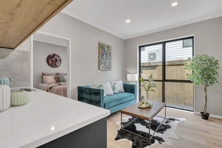 Photo of property in 5 Elevation Street, Flat Bush, Auckland, 2019