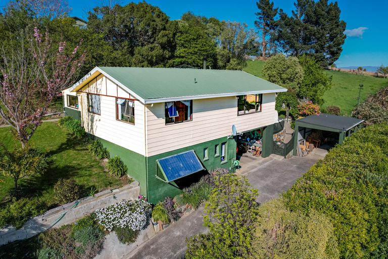 Photo of property in 42 Jessop Street, South Hill, Oamaru, 9400