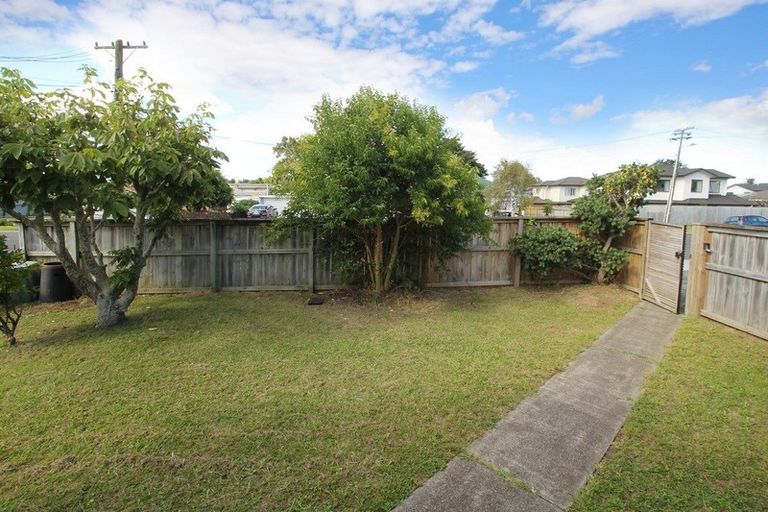 Photo of property in 1/5 Hill Road, Papatoetoe, Auckland, 2025