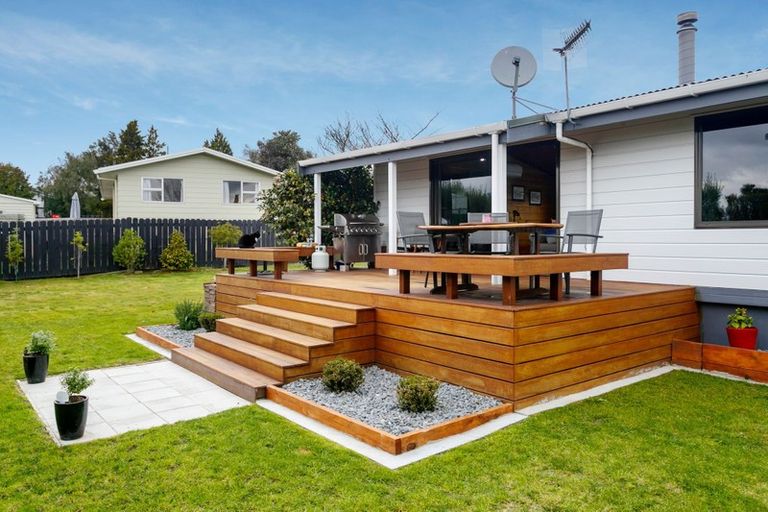 Photo of property in 11 Grace Crescent, Richmond Heights, Taupo, 3330