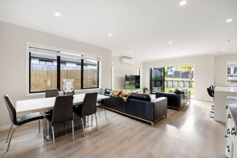 Photo of property in 10 Kapua Crescent, Rototuna North, Hamilton, 3210