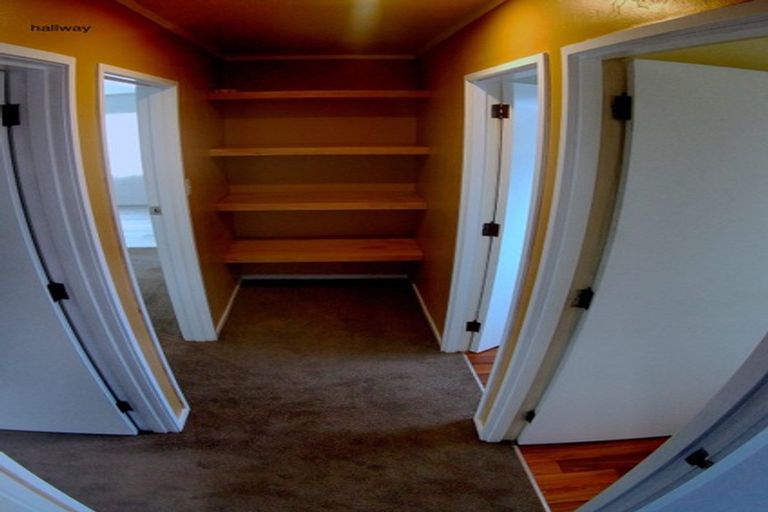 Photo of property in 1/163 View Road, Sunnyvale, Auckland, 0612