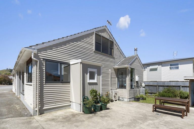 Photo of property in 801a Fergusson Drive, Elderslea, Upper Hutt, 5018