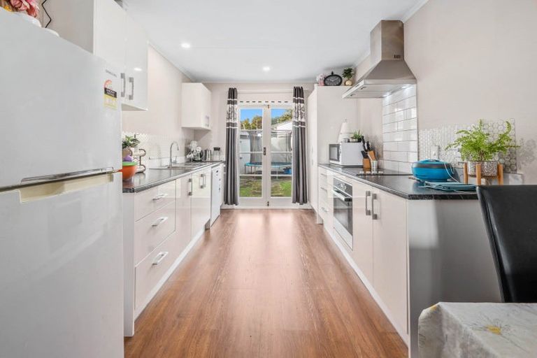 Photo of property in 35 Mckee Avenue, Fenton Park, Rotorua, 3010