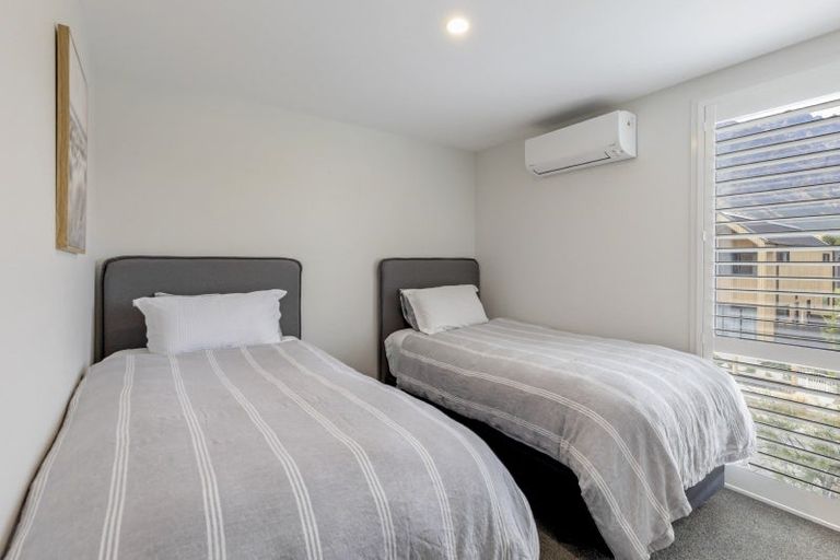 Photo of property in 29 Mulholland Drive, Jacks Point, 9371