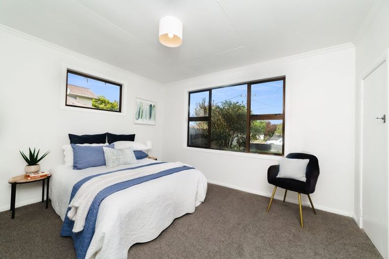 Photo of property in 13 Diamond Street, Carterton, 5713