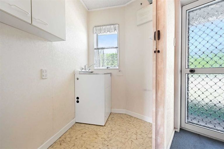 Photo of property in 43 Delamare Road, St Andrews, Hamilton, 3200