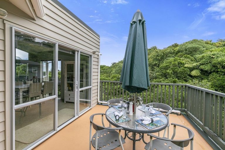 Photo of property in 51a Maungaraki Road, Korokoro, Lower Hutt, 5012
