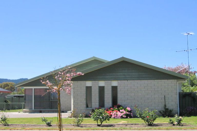 Photo of property in 5 Ruth Street, Riverdale, Gisborne, 4010