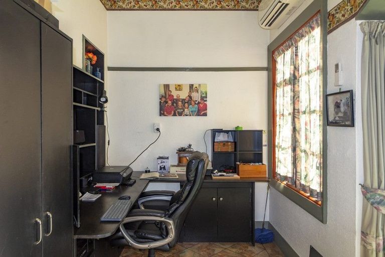 Photo of property in 50 Wharfe Street, South Hill, Oamaru, 9400