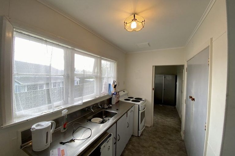 Photo of property in 1/276 Dowse Drive, Maungaraki, Lower Hutt, 5010