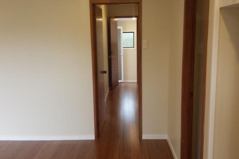 Photo of property in 5/550 Glenfield Road, Glenfield, Auckland, 0629