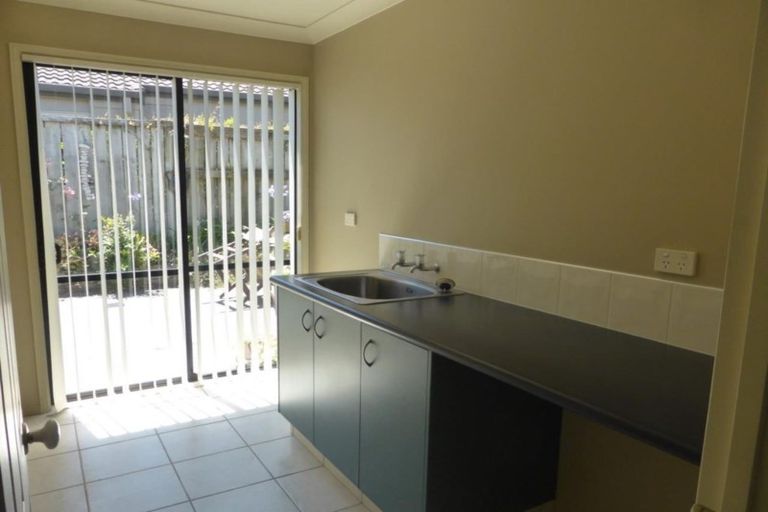 Photo of property in 5 La Cumbre Close, Bethlehem, Tauranga, 3110