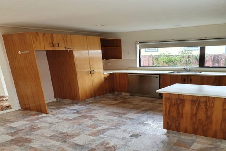 Photo of property in 2/50 Birdwood Road, Waterloo, Lower Hutt, 5011