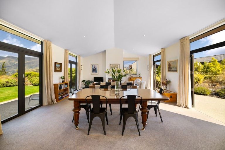 Photo of property in 47 Jacks Point Rise, Jacks Point, Queenstown, 9371