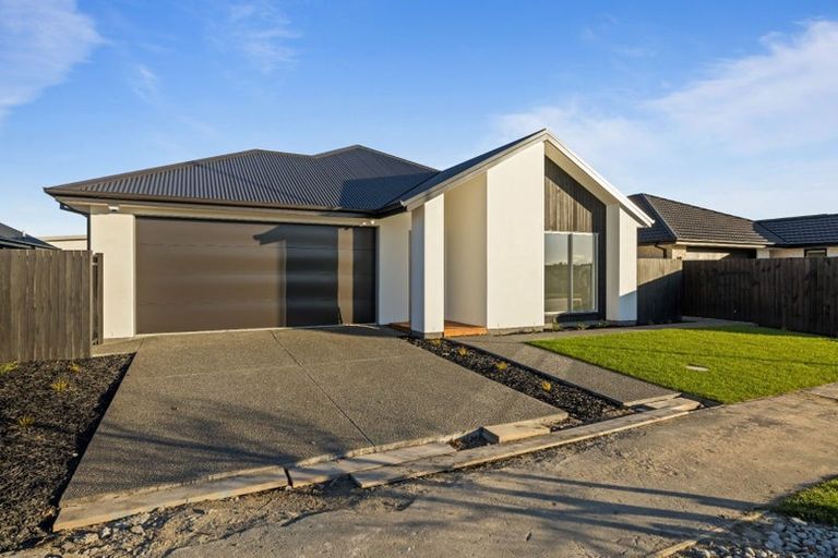 Photo of property in 18 Mckerrow Street, Marshland, Christchurch, 8083