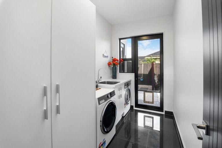 Photo of property in 83 Rossington Drive, West Melton, 7618