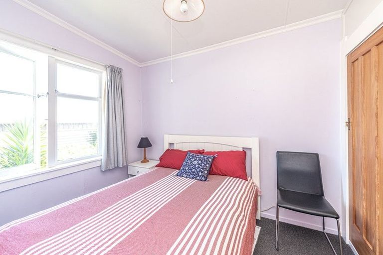 Photo of property in 19 Manuka Street, Castlecliff, Whanganui, 4501