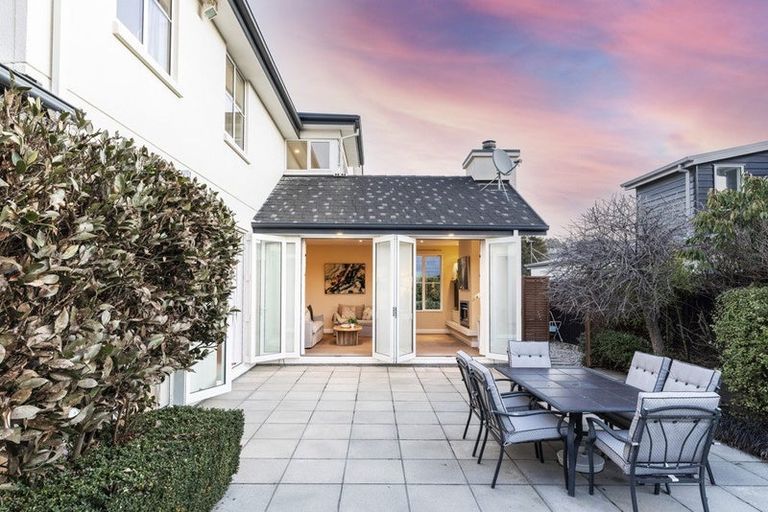 Photo of property in 16 Worsleys Road, Cracroft, Christchurch, 8025