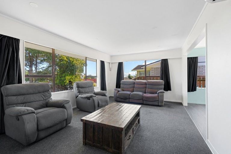 Photo of property in 33 Solway Street, Levin, 5510
