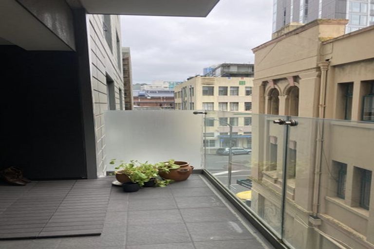 Photo of property in Bellagio Apartments, 3c/39 Taranaki Street, Te Aro, Wellington, 6011