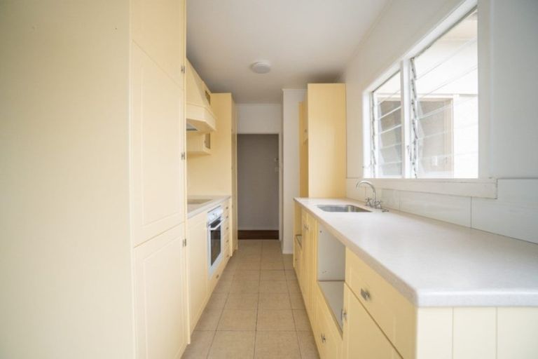 Photo of property in 23 Glasgow Street, Takaro, Palmerston North, 4412