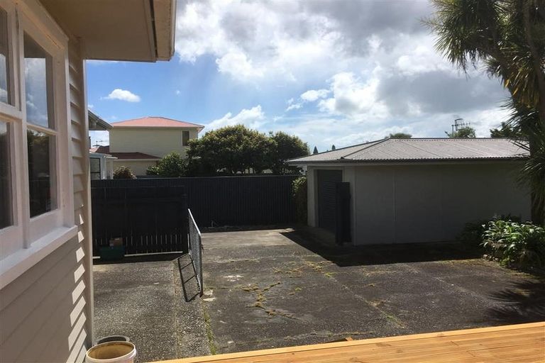 Photo of property in 13 Meadowvale Drive, Levin, 5510