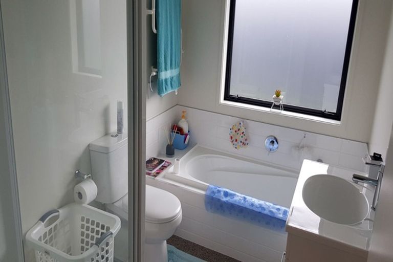 Photo of property in 12 Hartford Crescent, Rolleston, 7615