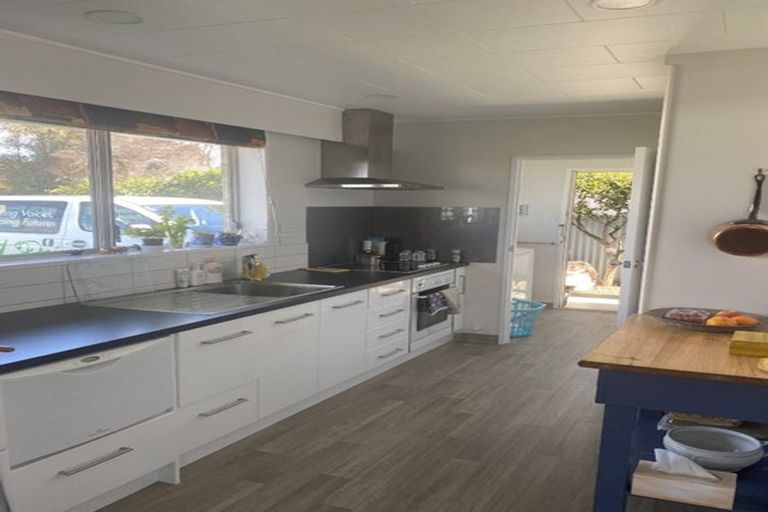 Photo of property in 209 Southland Road, Hastings, 4122