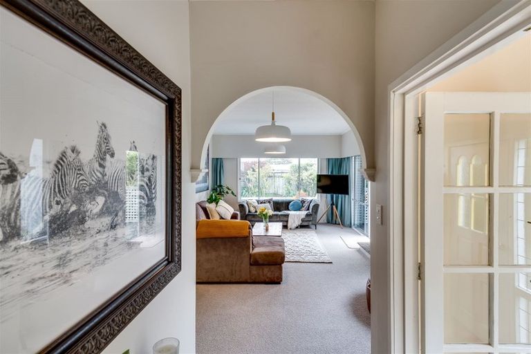 Photo of property in 2 O'connell Road, Bay View, Napier, 4104