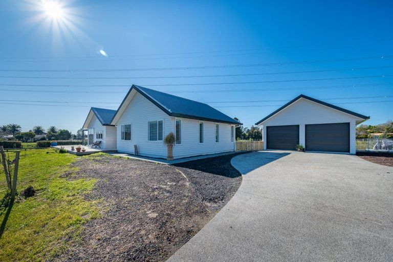 Photo of property in 34 Brookvale Lane, Taupaki, 0782
