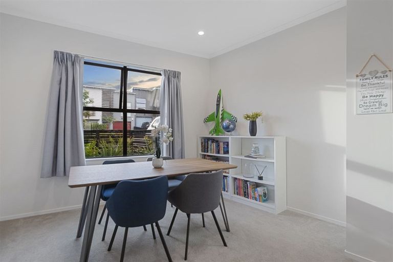 Photo of property in 7 Oioi Road, Hobsonville, Auckland, 0616