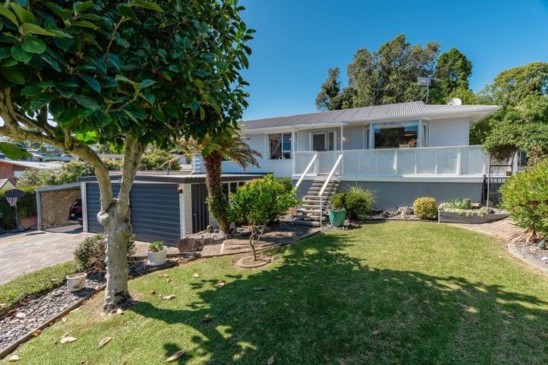 Photo of property in 42 Resolution Road, Welcome Bay, Tauranga, 3112