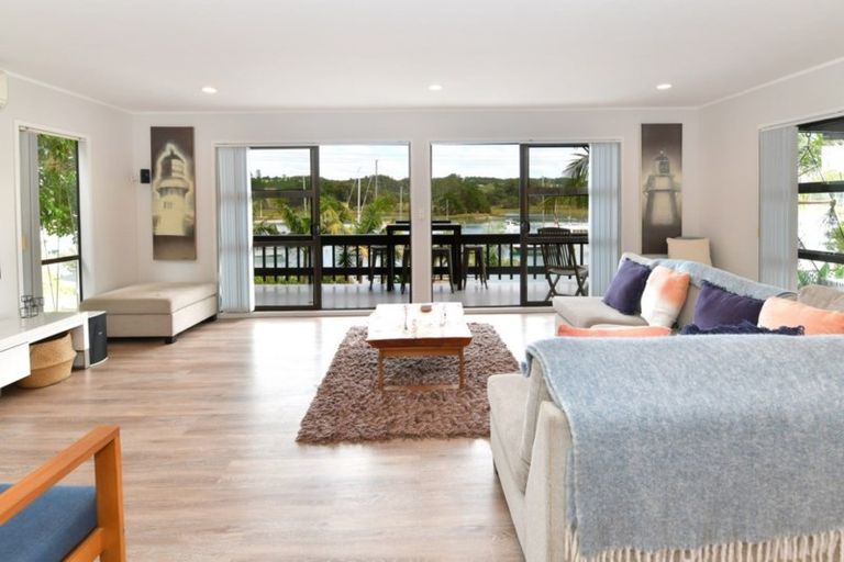 Photo of property in 258 Wade River Road, Wade Heads, Whangaparaoa, 0932