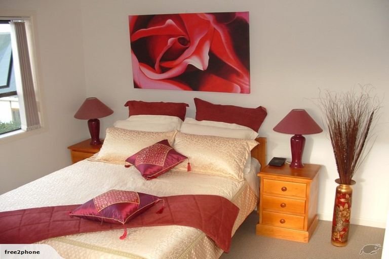 Photo of property in 2/34 Corunna Road, Milford, Auckland, 0620