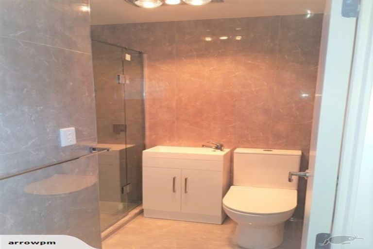 Photo of property in 4 Fitchburg Place, Mangere, Auckland, 2022