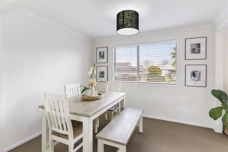 Photo of property in 1/13 Broadview Place, Howick, Auckland, 2014