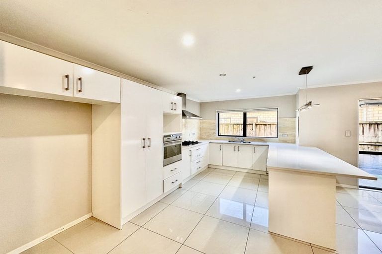 Photo of property in 248c Porchester Road, Takanini, 2112