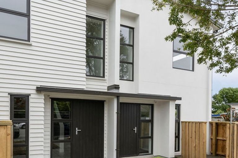 Photo of property in 4/69 Suva Street, Upper Riccarton, Christchurch, 8041