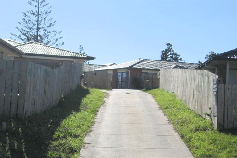 Photo of property in 10 Carn Place, Weymouth, Auckland, 2103