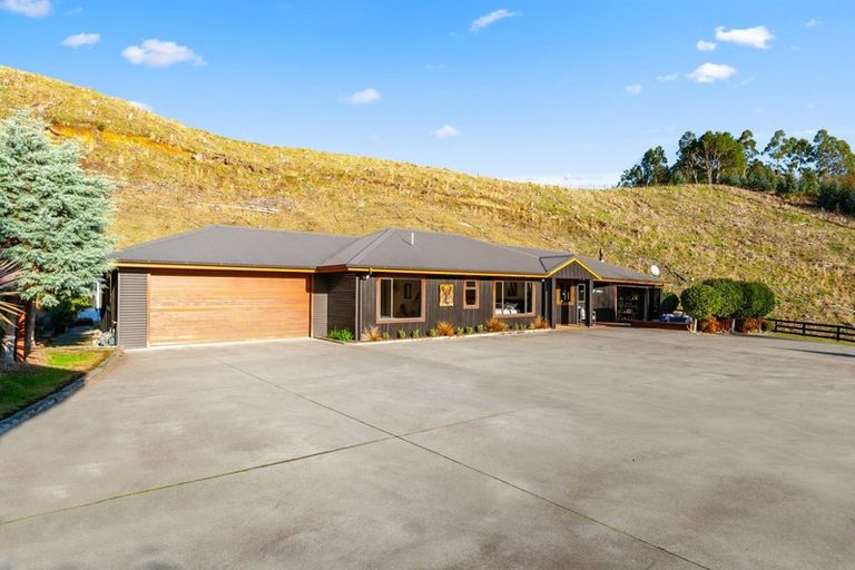 Photo of property in 201 Whangamata Road, Kinloch, Taupo, 3377