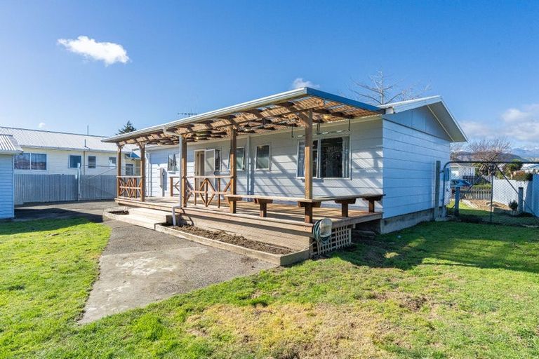 Photo of property in 11 Vincent Drive, Levin, 5510