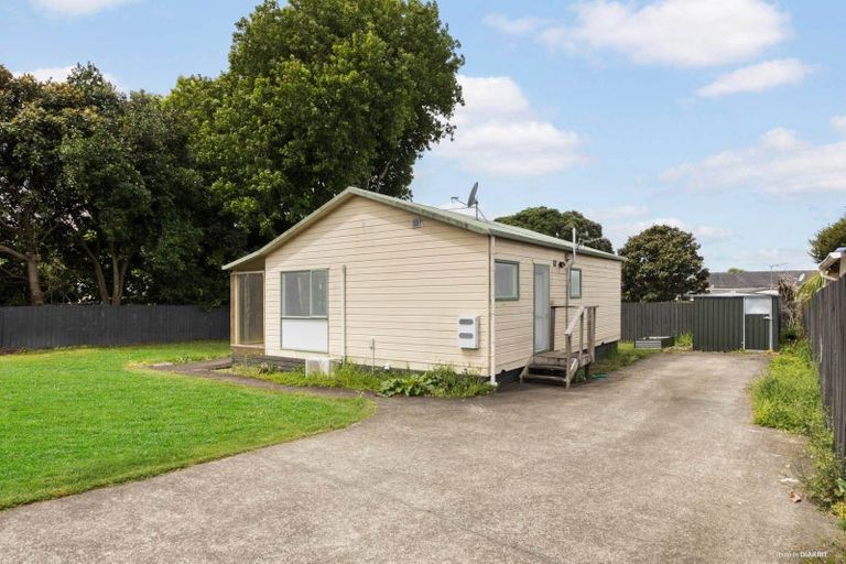Photo of property in 11a Kervil Avenue, Te Atatu Peninsula, Auckland, 0610