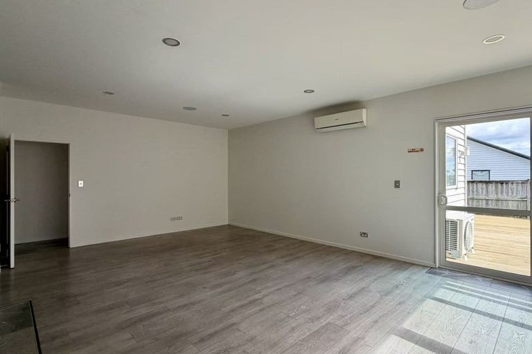 Photo of property in 150 Smales Road, East Tamaki, Auckland, 2013