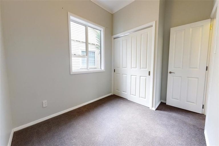 Photo of property in 30 South Street, Petone, Lower Hutt, 5012