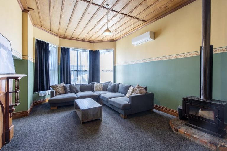 Photo of property in 44 Gordon Street, Dannevirke, 4930